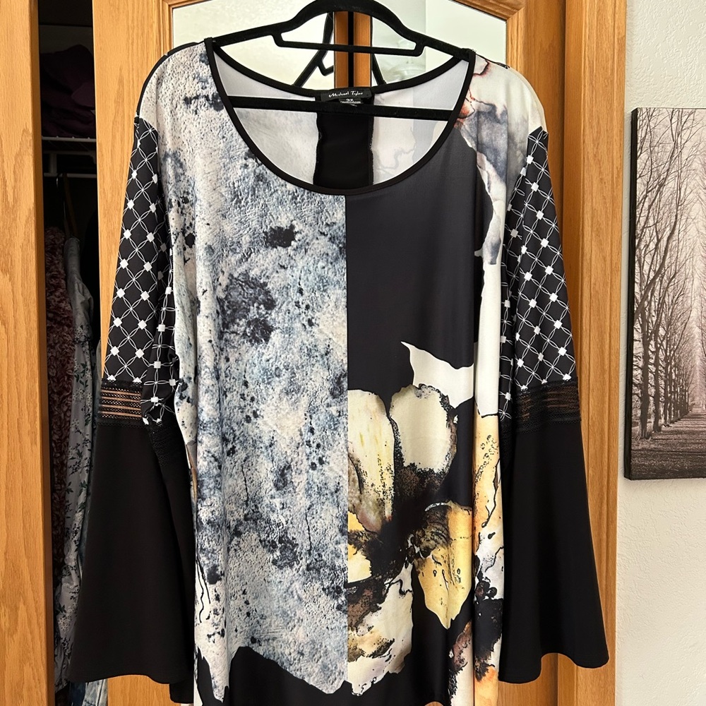 NWOT Lovely top sz3x